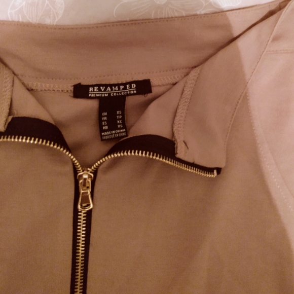 Skirt and top set(revamp collection) - Picture 3 of 6